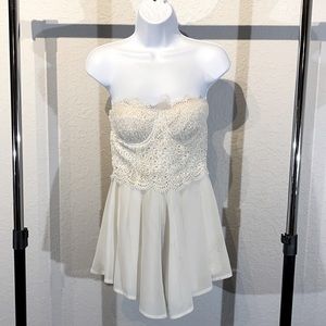 White Sweetheart Romper